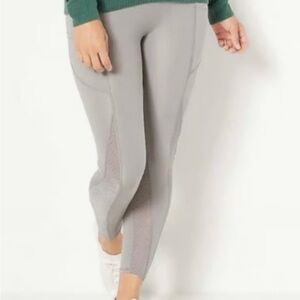 Zuda Z mesh leggings 2X petite ash gray 21” inseam pockets
